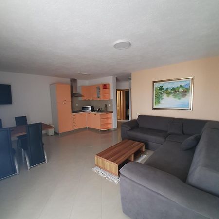 Apartments Dream House Zaton Затон Екстериор снимка