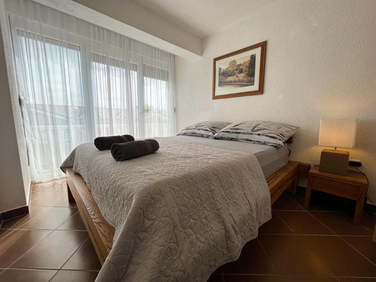 Apartments Dream House Zaton Затон Екстериор снимка