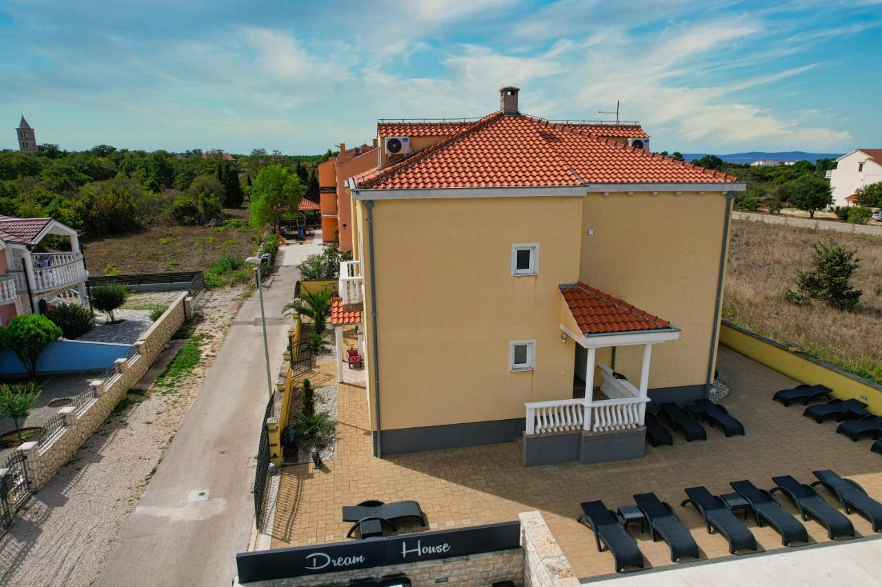 Apartments Dream House Zaton Затон Екстериор снимка