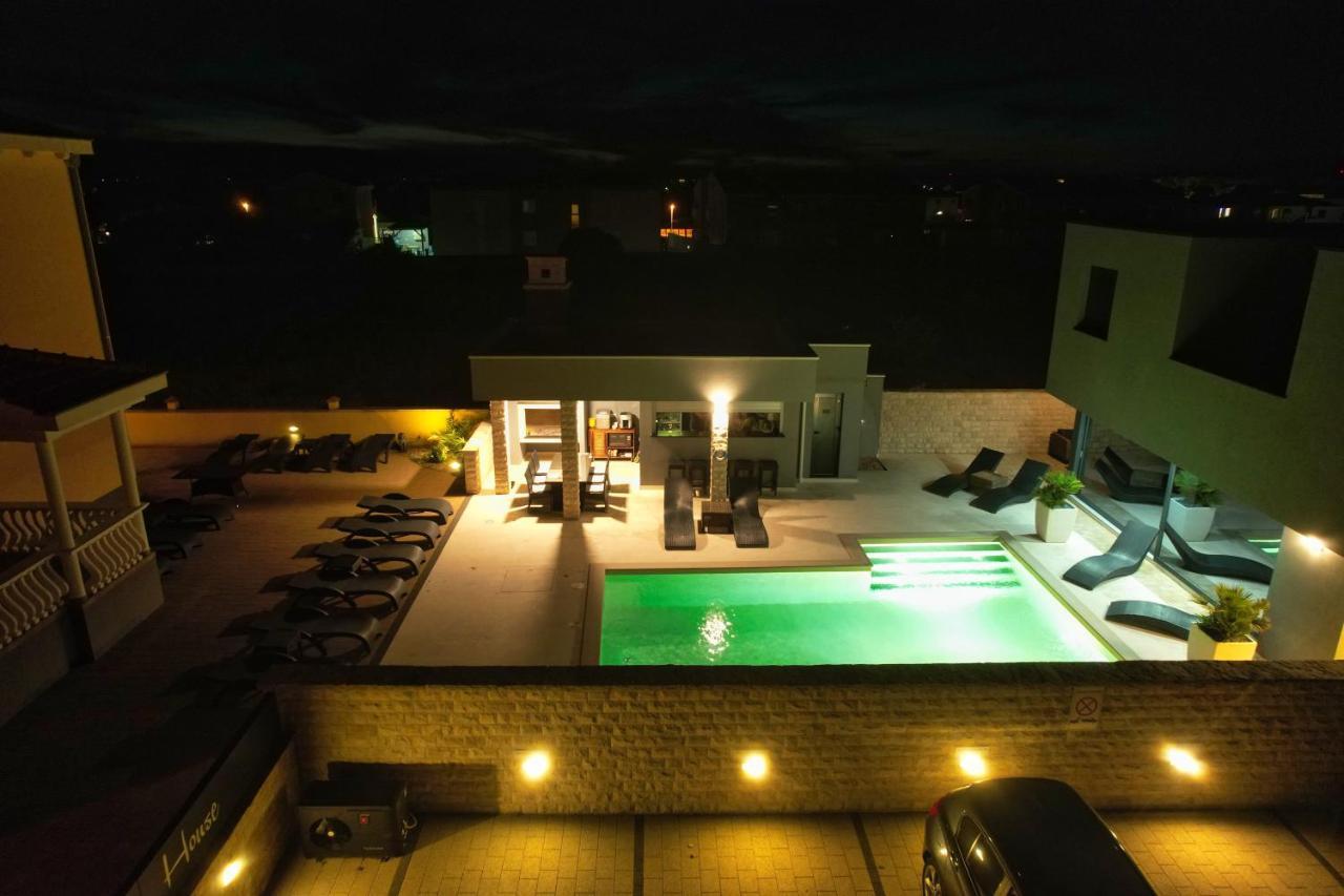 Apartments Dream House Zaton Затон Екстериор снимка