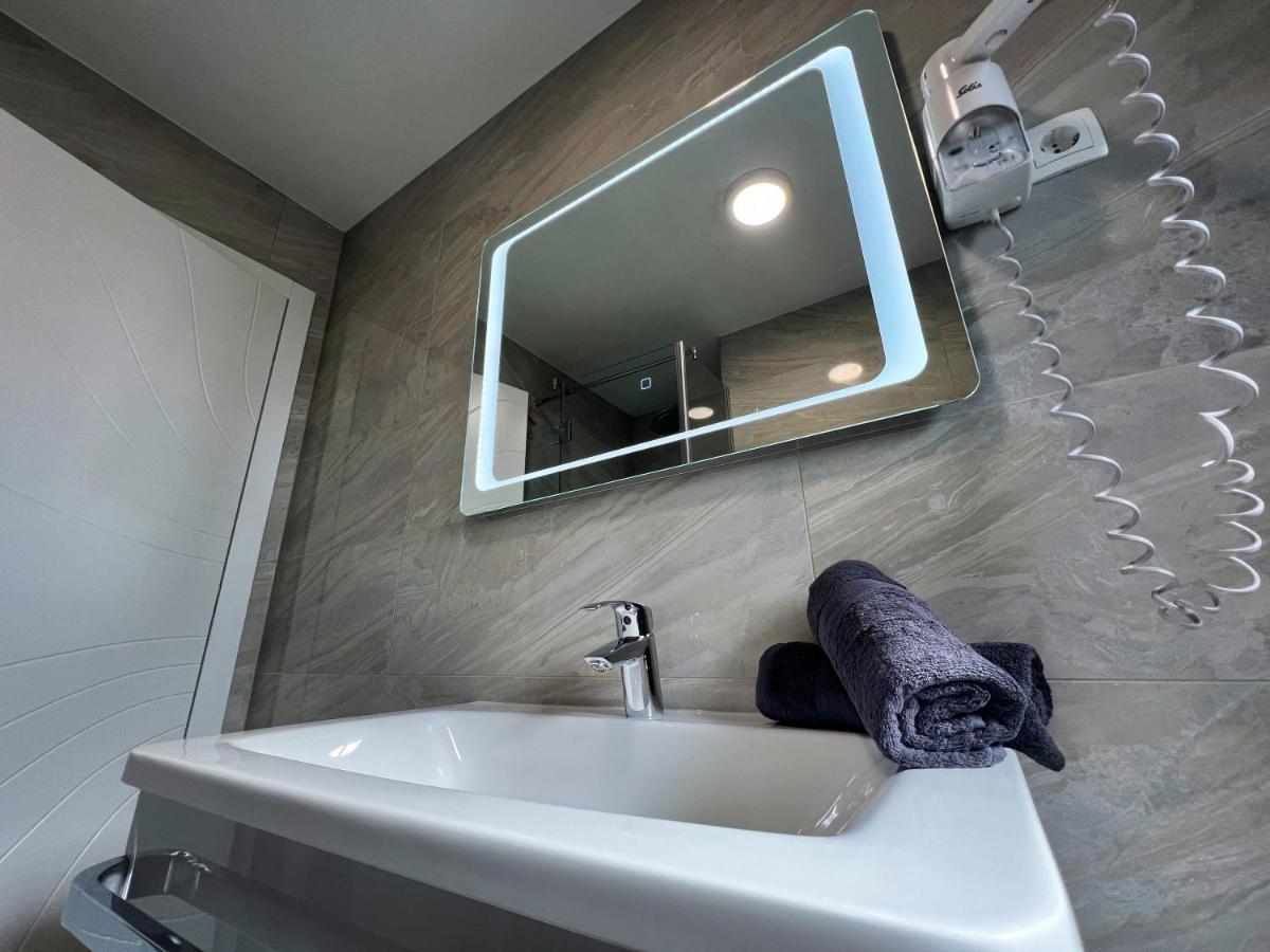 Apartments Dream House Zaton Затон Екстериор снимка