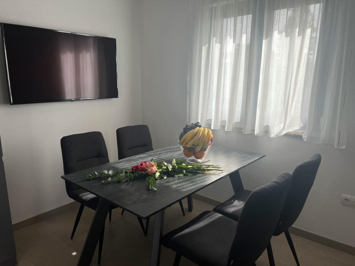 Apartments Dream House Zaton Затон Екстериор снимка